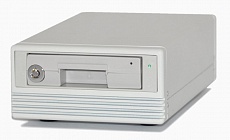Сетевой малогабаритный видеорегистратор «Трал 32S» — вид со стороны контейнера диска