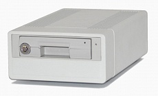 Видеорегистратор «Трал 74-HD-SDI» — вид со стороны съёмного диска